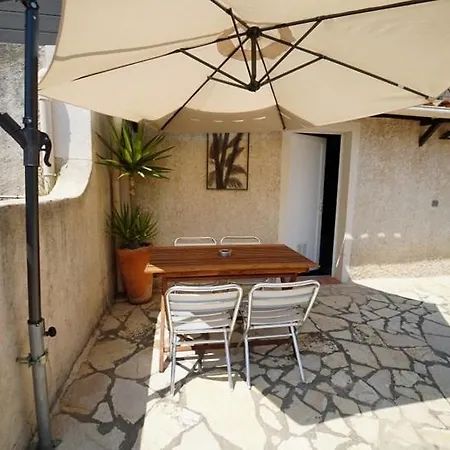 2 à 4 Personnes Secteur Almanarre Appartamento Hyères